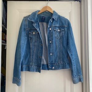 GAP vintage denim jacket women’s medium